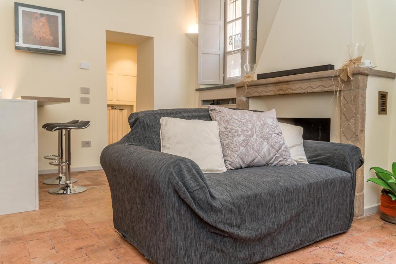 Il Loft Di Quintino Apartment ปาร์มา ภายนอก รูปภาพ
